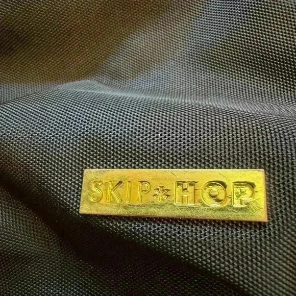 Skip Hop diaper bag - Picture 10 of 10